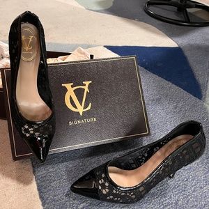 Vince Camuto Signature 8.5